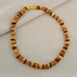Náhrdelník jantar barevný se zapínáním